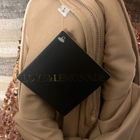 Love & Lemonade Pink Sequin Dress Size‎ Large - Picture 6 of 6